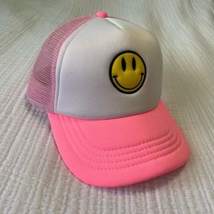 *NEW* Smiley Trucker Hat